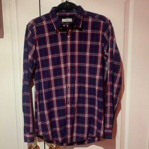 Men’s Easy Wear Shirt Sz. M Slim